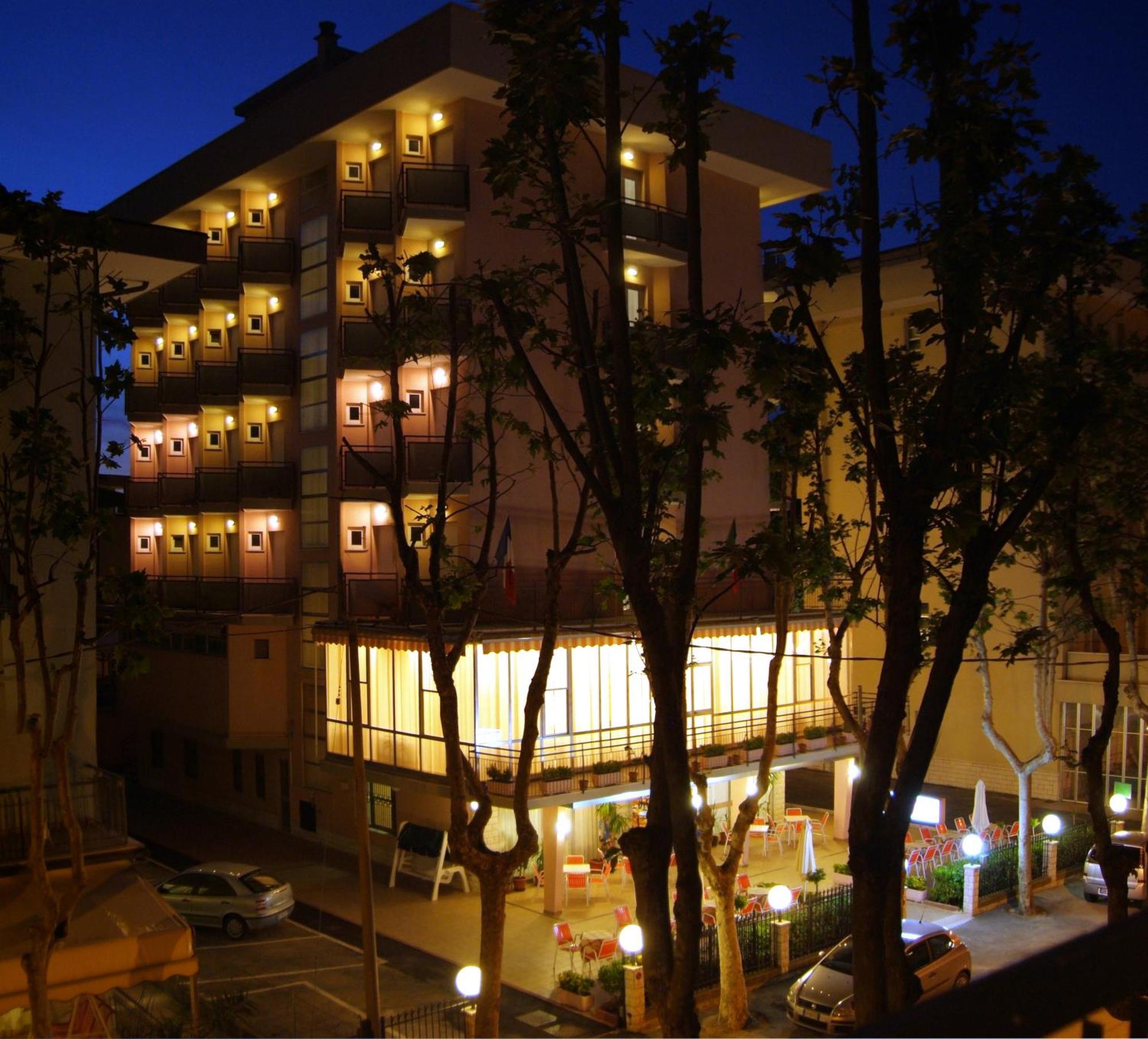 Hotel Euromar Римини Екстериор снимка