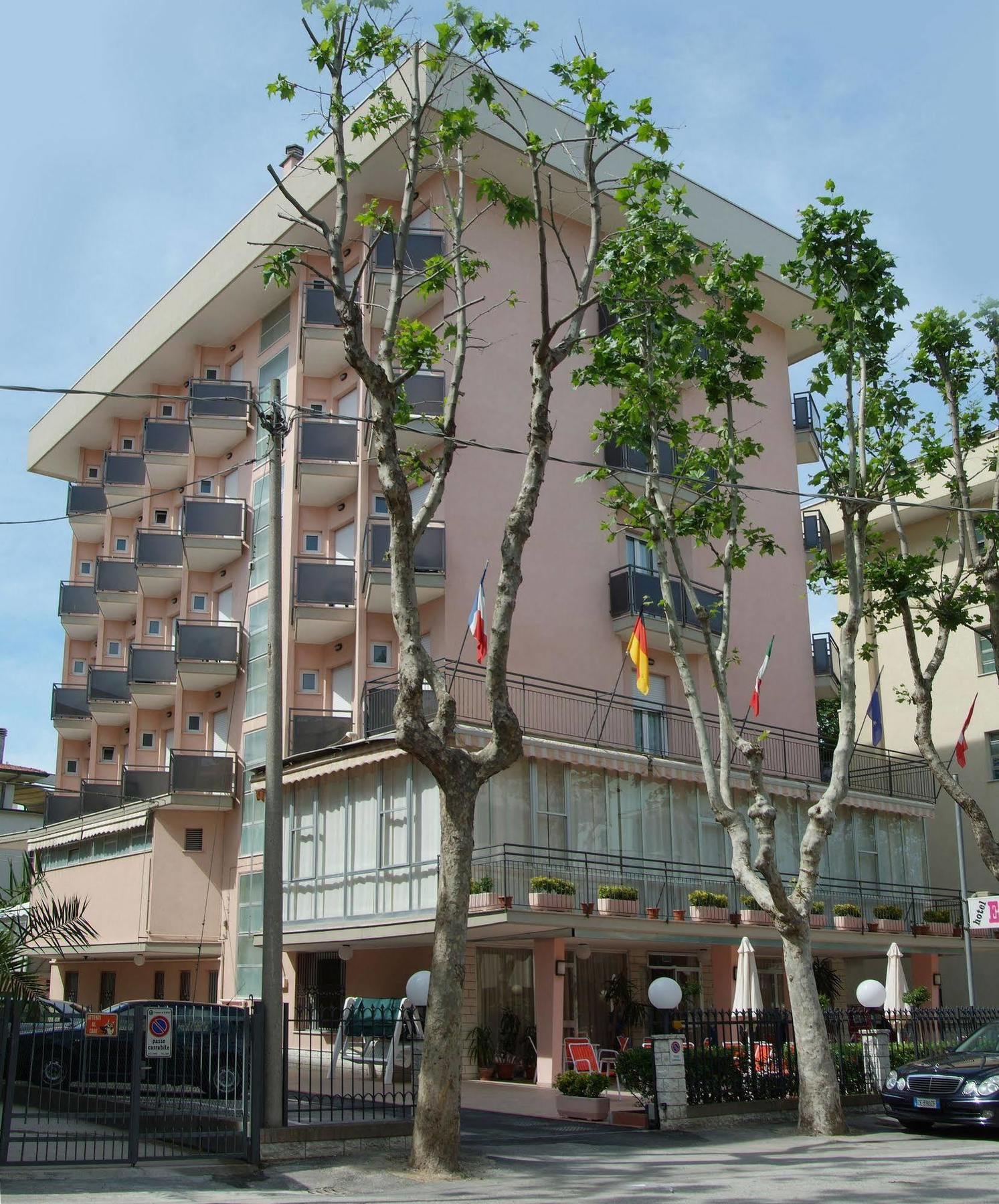Hotel Euromar Римини Екстериор снимка